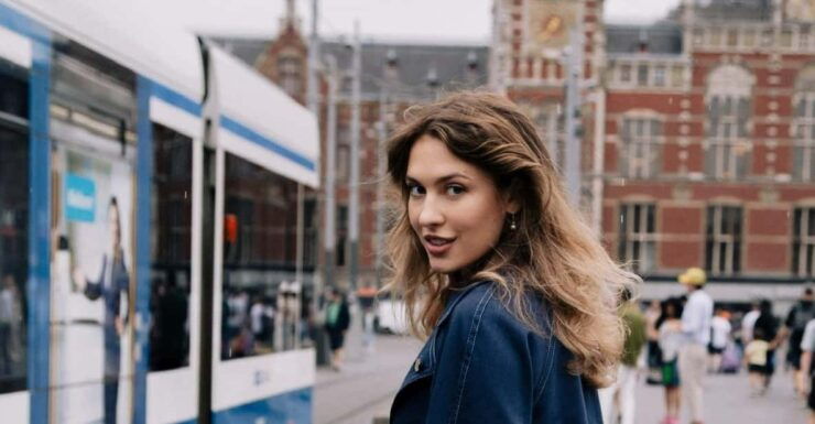 Amsterdam Private Walking Tour With a Local Host - Itinerary and Highlights