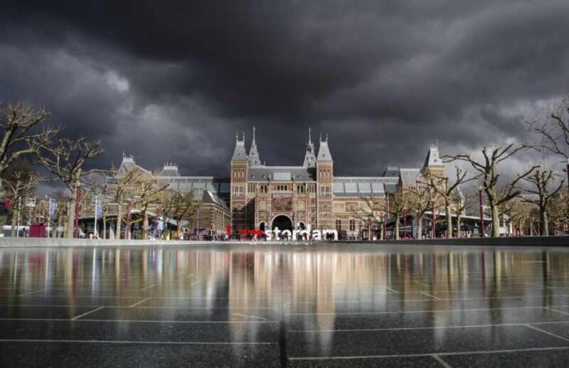 Amsterdam: Private Walking Tour with a Local - The Itinerary – What You Might Experience