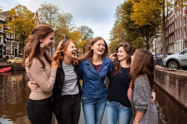 Amsterdam: Professional Photo Shoot - Common Questions