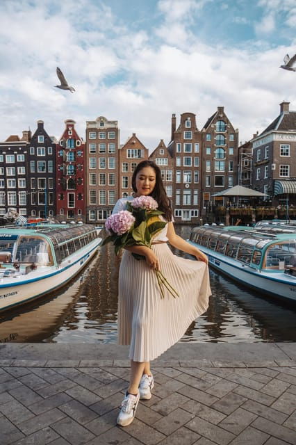 Amsterdam: Professional Photoshoot at the Canals - Photoshoot Packages