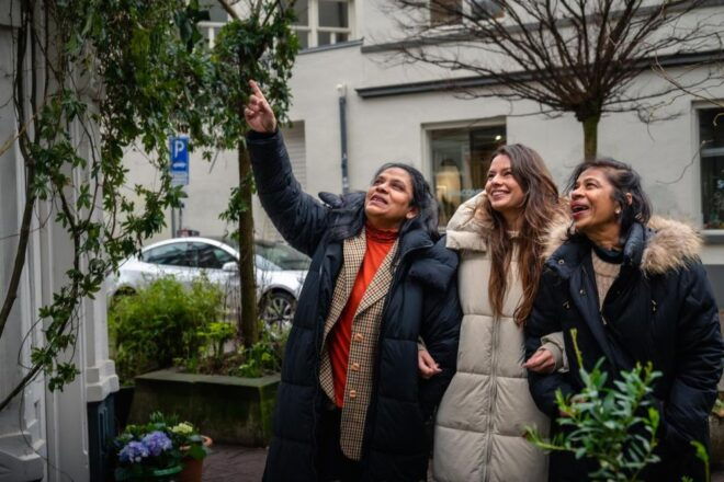 Amsterdam: Professional Photoshoot at the Canals - Customer Reviews