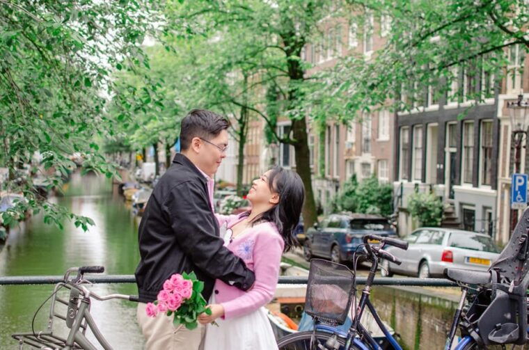 Amsterdam: Professional Photoshoot with 20 Images - The Value Proposition