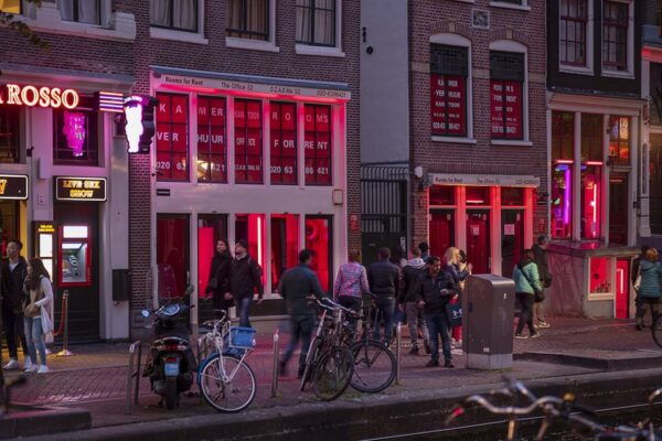 Amsterdam Red Light District and Old Town Walking Tour - Common Questions