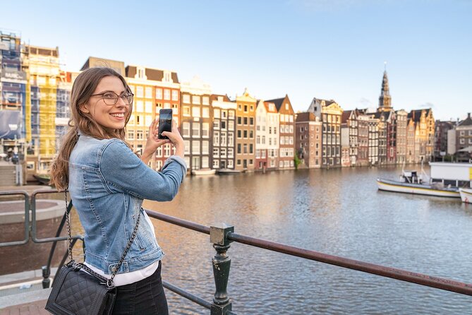 Amsterdam: Red Light District & City Tour (Private Tour) - Recognizing Your Tour Guide