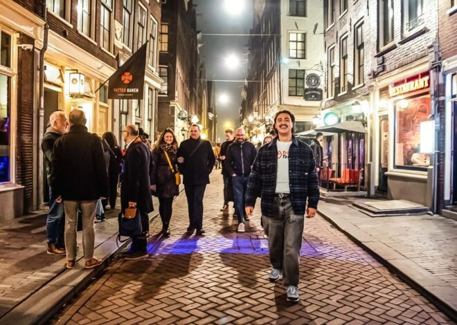 Amsterdam Red Light District & Coffee Shop Tour - Highlights of the Tour