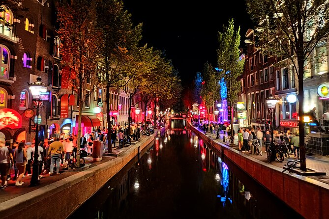 Amsterdam Red Light District & Coffeeshop Walking Tour - Highlights of the Red Light District