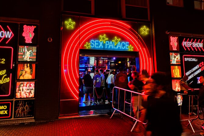 Amsterdam Red Light District & Coffeeshop Walking Tour - Reviews and Recommendations