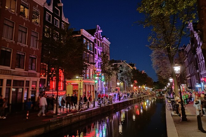 Amsterdam Red Light District & Coffeeshop Walking Tour - Explore Amsterdam After the Tour