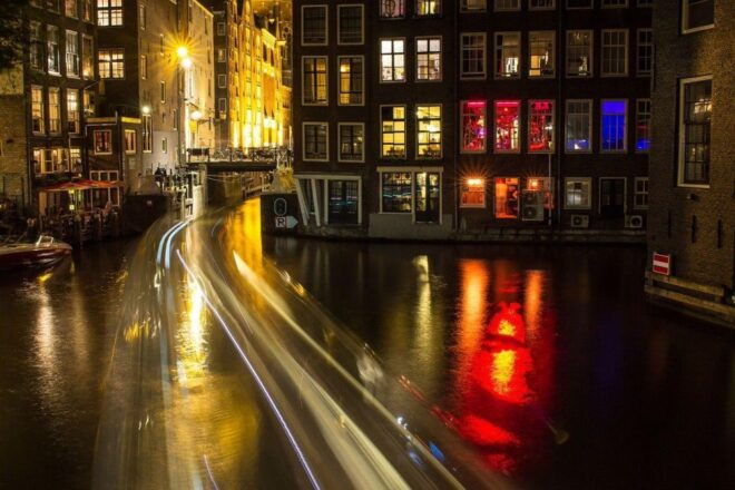 Amsterdam: Red Light District Horrors Audio Walking Tour App - Inclusions