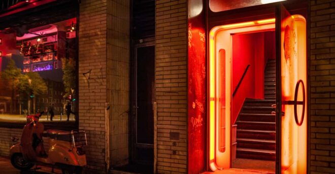 Amsterdam: Red Light District Tour - Tour Details