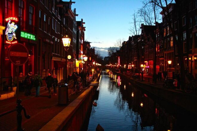 Amsterdam: Red Light District Walking Tour - Directions and Meeting Point Information