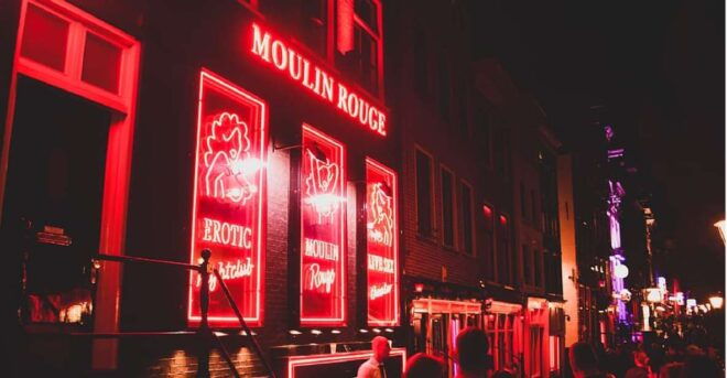 Amsterdam: Red Light District Walking Tour - Tour Highlights