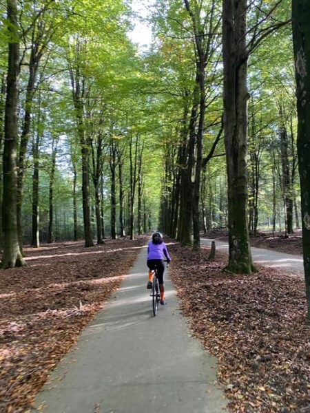 Amsterdam: Road Bike Rental With Self Guided Tour - Frequently Asked Questions