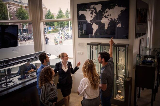 Amsterdam: Royal Diamond Experience - Selecting Participants and Date