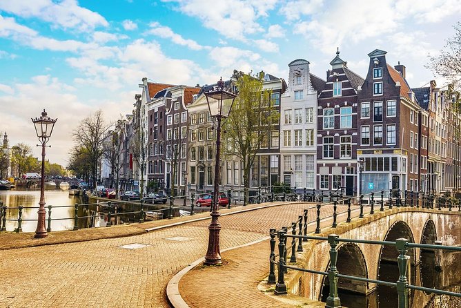 Amsterdam Schiphol Airport AMS Transfer Service - Pickup and Drop-off