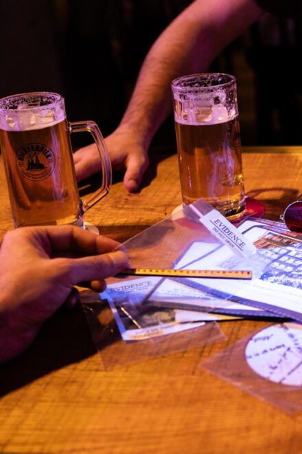 Amsterdam: Self-guided Red Light District Pub Crawl Mystery - Solving the Mystery Through Puzzles