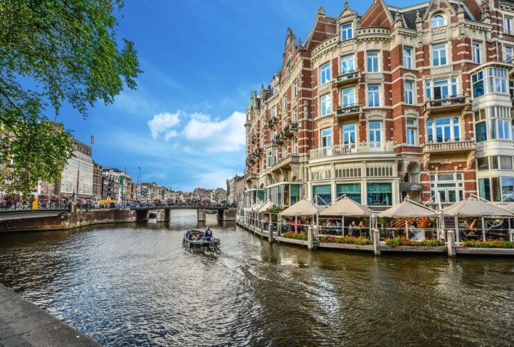 Amsterdam: Self-Guided Tour With Over 15 Sights - Artist Treasures