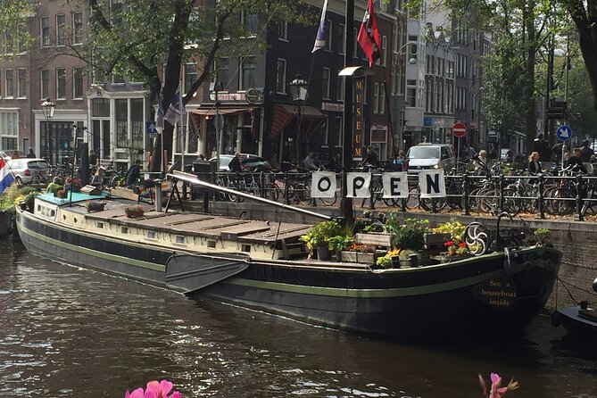 Amsterdam Self-Guided Walking Tour & Scavenger Hunt - Overview and Features