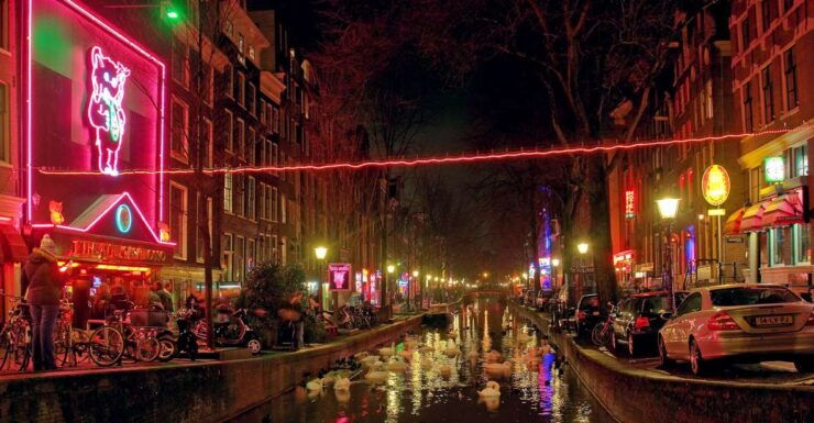 Amsterdam: Sex, Drugs, and Freedom Walking Tour - Experience and Insight