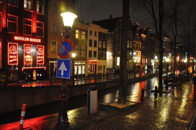 Amsterdam: Sex, Drugs, and Freedom Walking Tour - Traveler Feedback