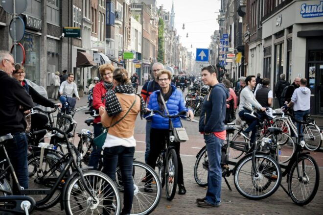 Amsterdam: Sightseeing Bike Tour With a French Guide - Additional Information