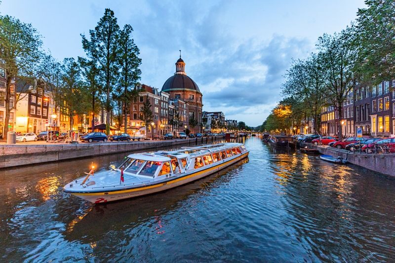 Amsterdam Sightseeing Canal Cruise - What you see along the canal route