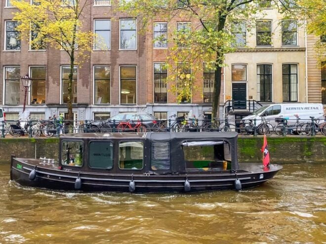 Amsterdam: Smoke and Lounge City Boat Cruise - Review Summary