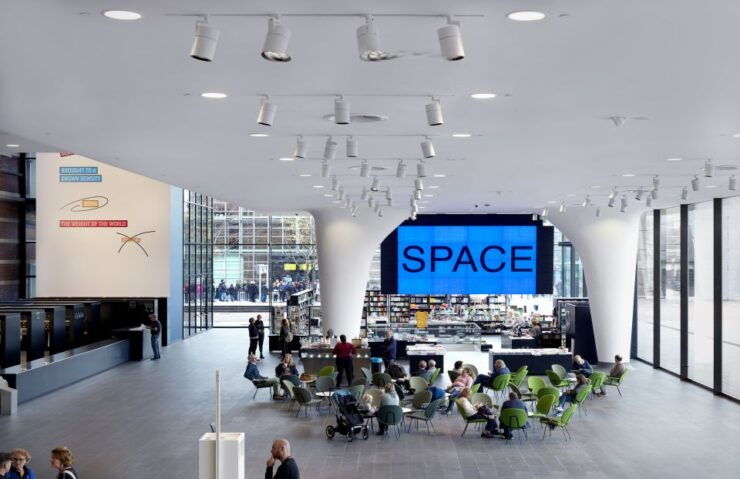 Amsterdam: Stedelijk Museum and 1-Hour Canal Cruise - Stedelijk Museum Experience