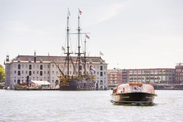 Amsterdam: Stedelijk Museum and 1-Hour Canal Cruise - Common Questions