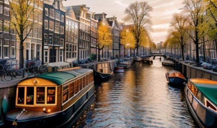 Amsterdam: Sunset Canal Walking Tour - Exploring Amsterdams UNESCO-listed Canals