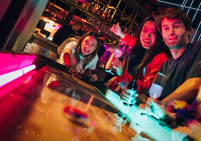 Amsterdam: The All Out - No.1 Activity Bar - Good To Know