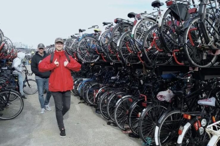 Amsterdam: The Story of History & Culture Walking Tour - Experience