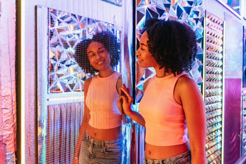 Amsterdam: The Upside Down Experience Entrance Ticket - FAQ