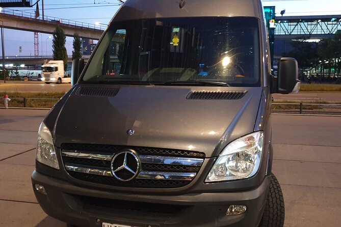 Amsterdam to Frankfurt One Way Private Transfer - Discovering Frankfurt Upon Arrival