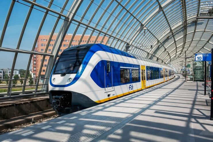 Amsterdam: Travel Ticket for 1-3 Days With Airport Transfer - How to Reserve and Pay for the Amsterdam Travel Ticket