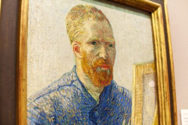 Amsterdam: Van Gogh Museum Ticket and City Canal Cruise - Selecting Participants and Date