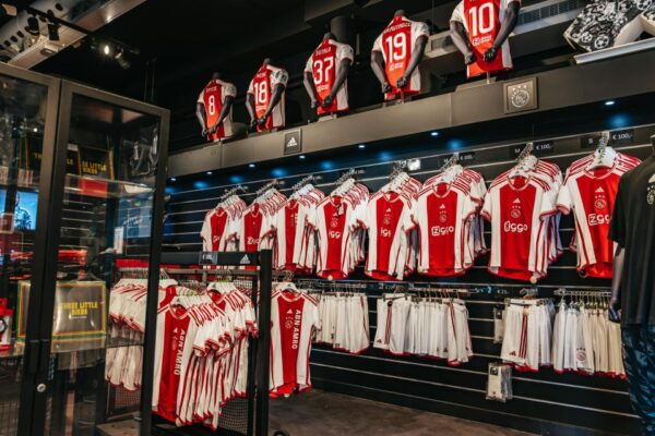 Amsterdam: VIP Tour of Johan Cruijff ArenA - Directions