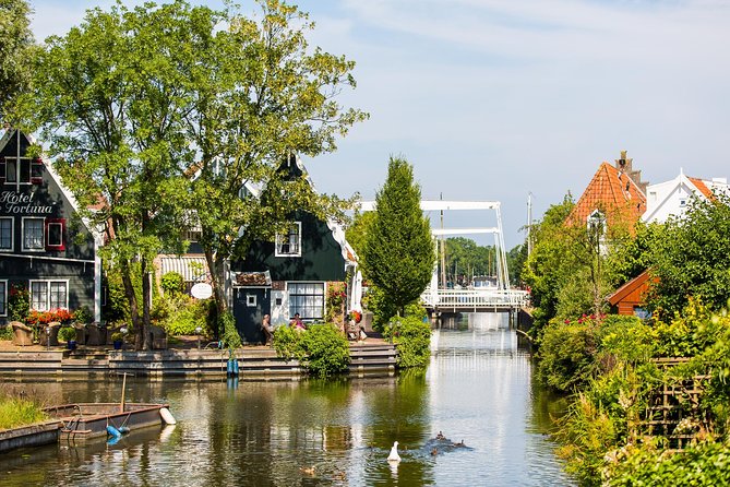 Amsterdam Volendam and Zaanse Schans Windmills Tour - Weather Conditions