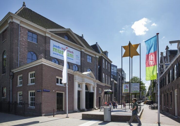 Amsterdam: Walking Tour, Jewish Museum & Synagogue Tickets - Experience