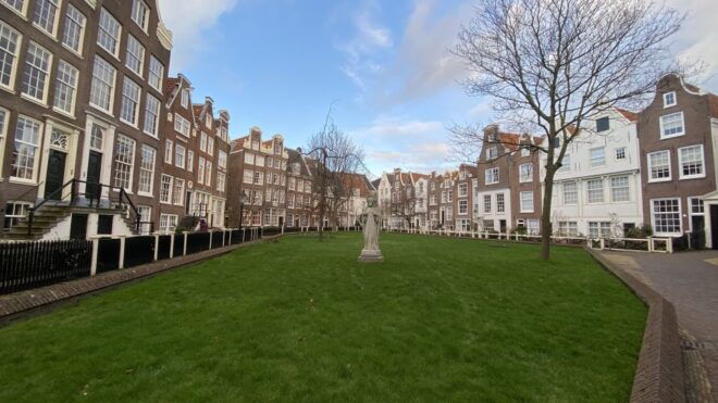 Amsterdam Walking Tour With Your Smartphone - Reserve Now, Pay Later Option