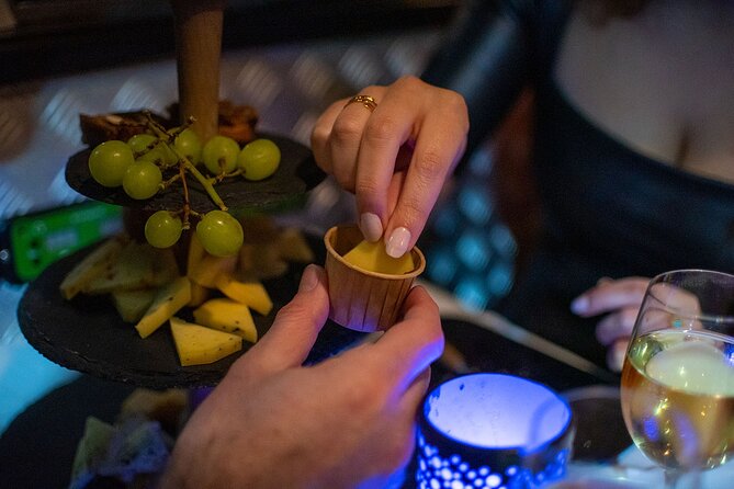 Amsterdam Wine and Cheese Evening Cruise - Positive Reviews and Enjoyable Experiences