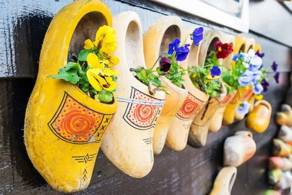 Amsterdam: Zaanse Schans, Edam, Volendam & Marken Bus Tour - Common Questions