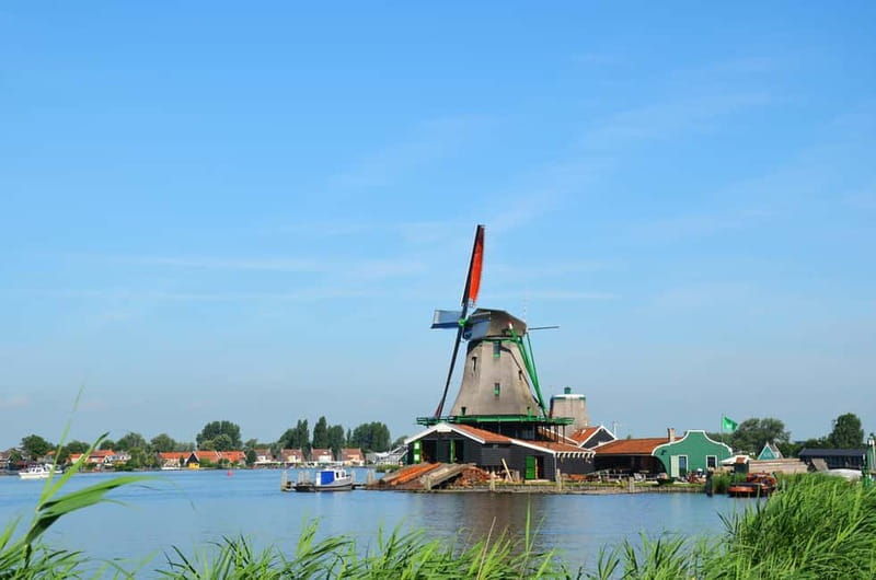Amsterdam: Zaanse Schans windmills & Volendam Guided Tour - Who This Tour Is Best For