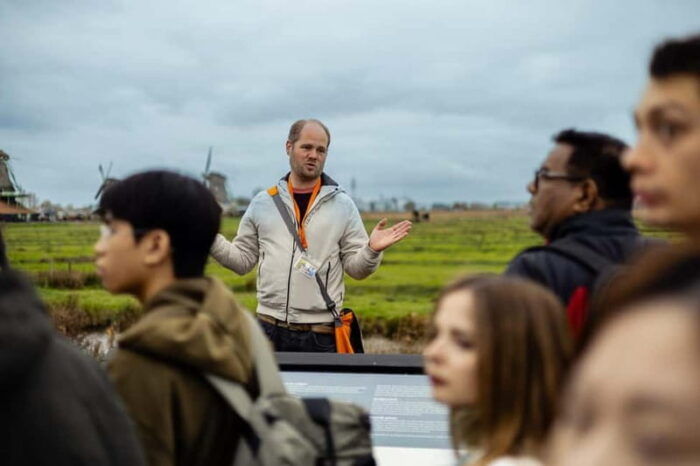 Amsterdam: Zaanse Schans windmills & Volendam Guided Tour - FAQ