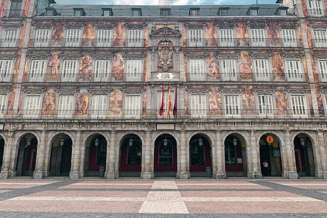 An Architectural Insight of Madrid on a Private Tour With a Local - Discovering the Architectural Influences in Madrid