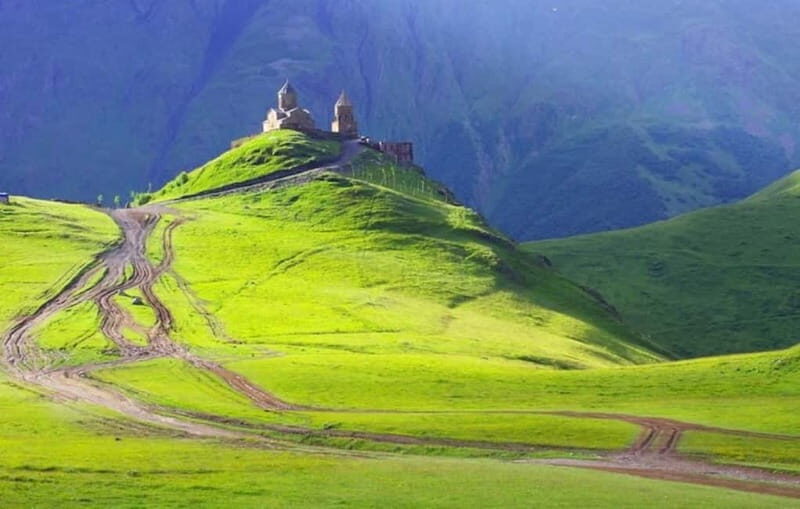 Ananuri, Gudauri, and Kazbegi Private Tour - The Itinerary: A Day in the Caucasus