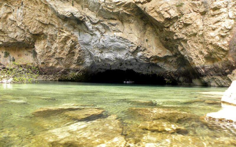 Ancient City or Dolphin observaton cruise in Side w/Lunch - Who Will Enjoy This Tour?