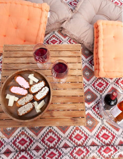 Ancient Greek Wine Tasting on the Beach with a Sommelier - A Closer Look at the Experience