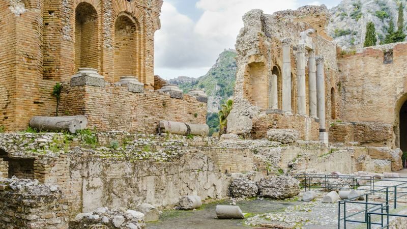 Ancient Theater of Taormina ticket with audio guide - Make the audio guide work for you