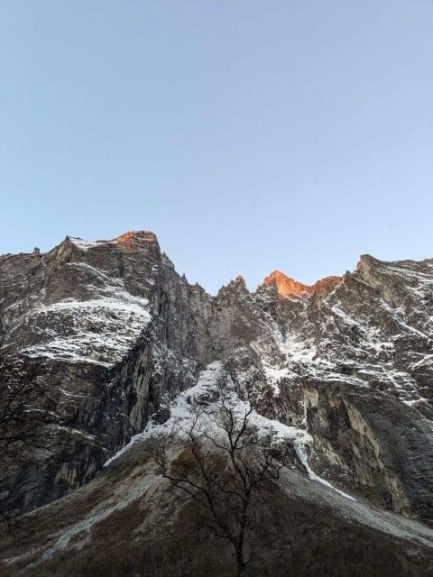 Åndalsnes - Trollstigen & Trollwall Audio Guide Bus Tour - Description Highlights
